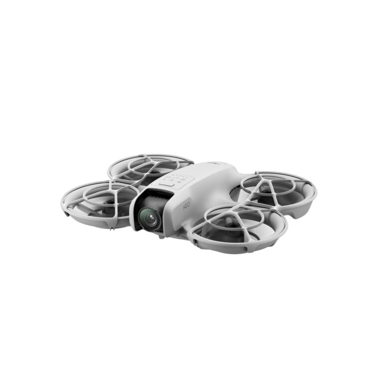 DJI Neo kompaktdrone med propellbur på hvit bakgrunn